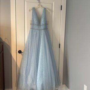 Sherri Hill Prom Dress prom pageant ballgown with pearls teen gorgeous on stage